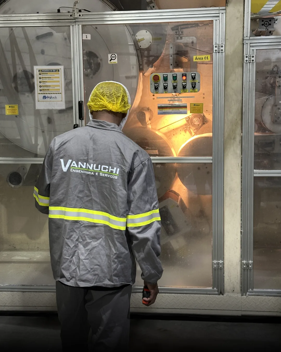 Atendimento à NR-12 — segurança no trabalho em máquinas e equipamentos